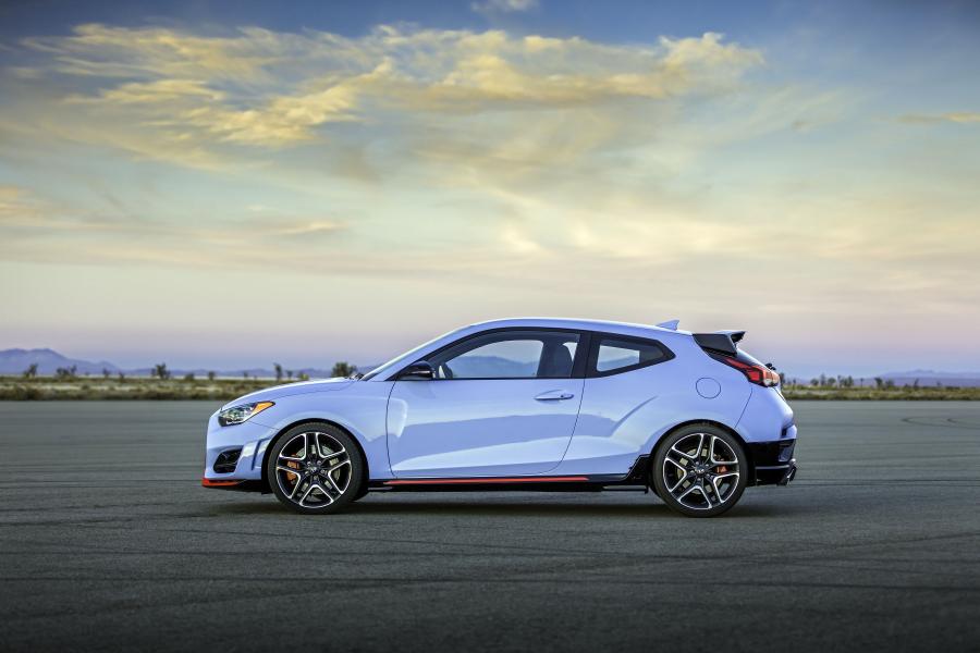  Hyundai Veloster N 2018 года  (NA) (фото 27 из 85)